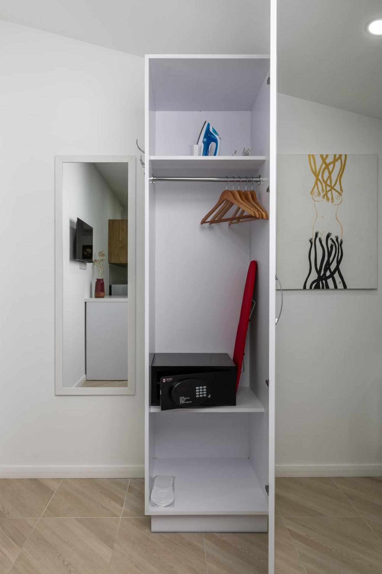 Yaroslav Val Lux Apartments كييف المظهر الخارجي الصورة